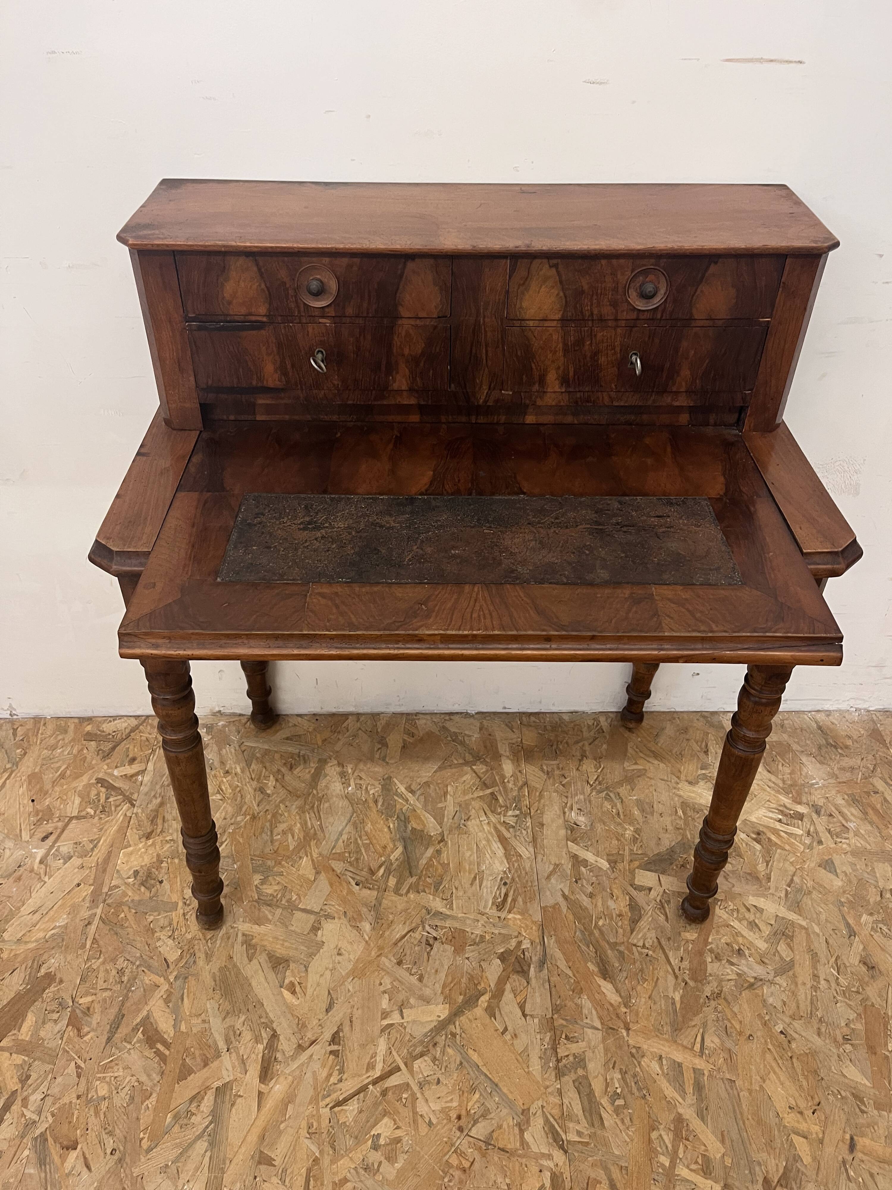 Louis Philippe stepped desk