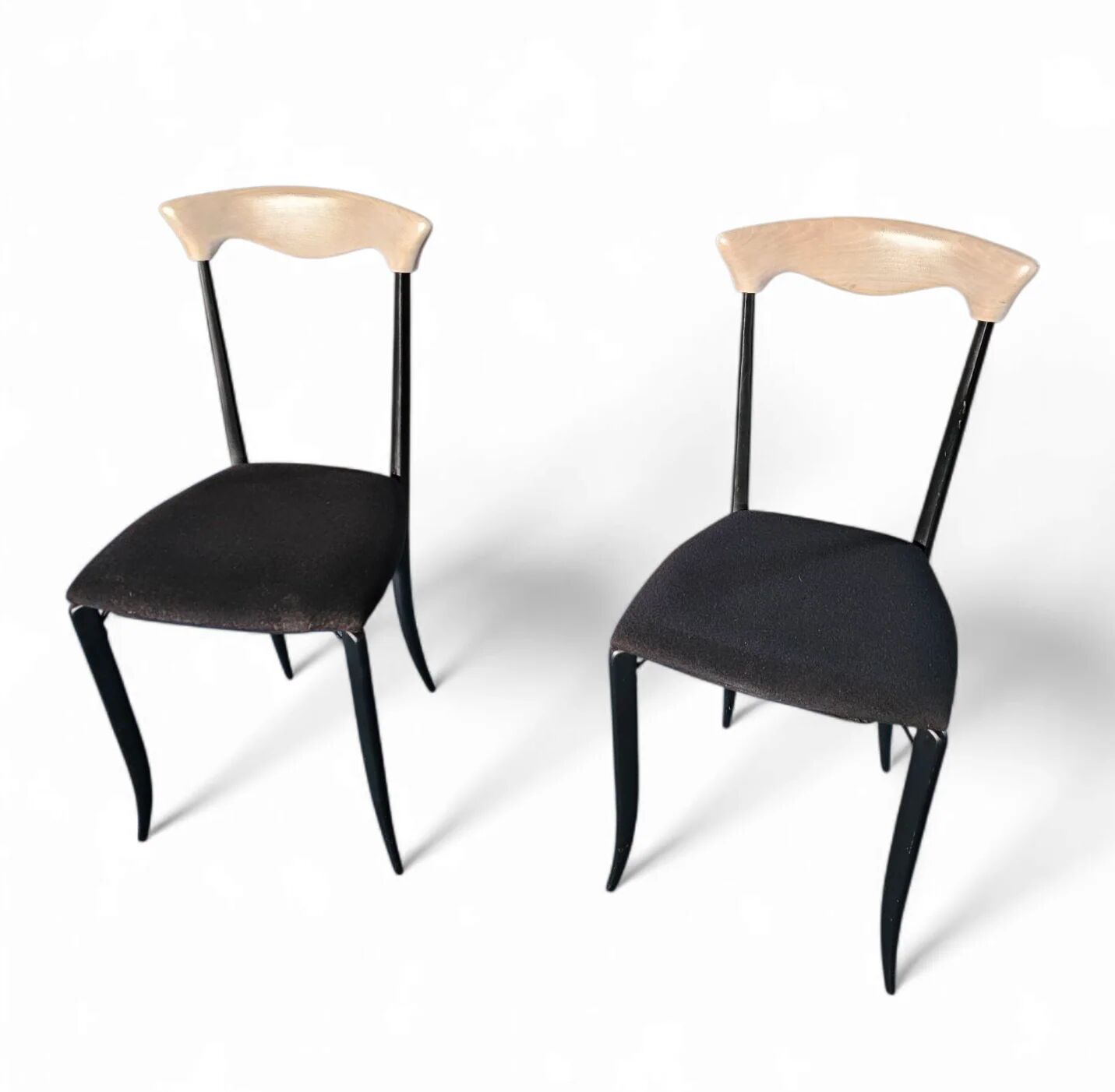 2 x Charme dining chair by Fasem is a slender, yet strong masterpiece 1980s