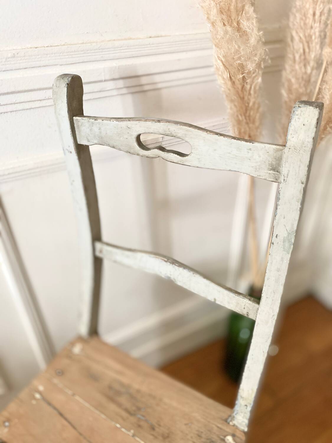 Transformable stepladder chair