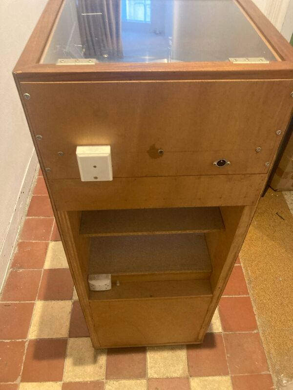 Meuble/colonne pour platine et vinyle