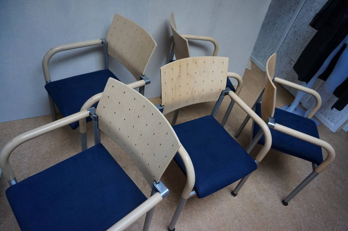 Set of 5 dining or conference chairs by Wiesner Hager and designed by Arge2