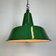 Grande Lampe à Suspension Industrielle en Émail Vert, 1960s