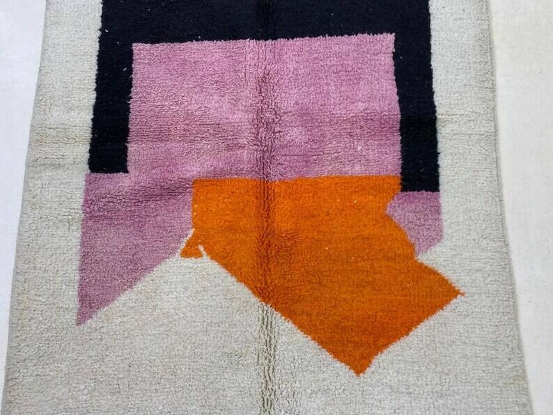 Tapis azilal Tissé main traditionnelle taille 200 x 300 cm