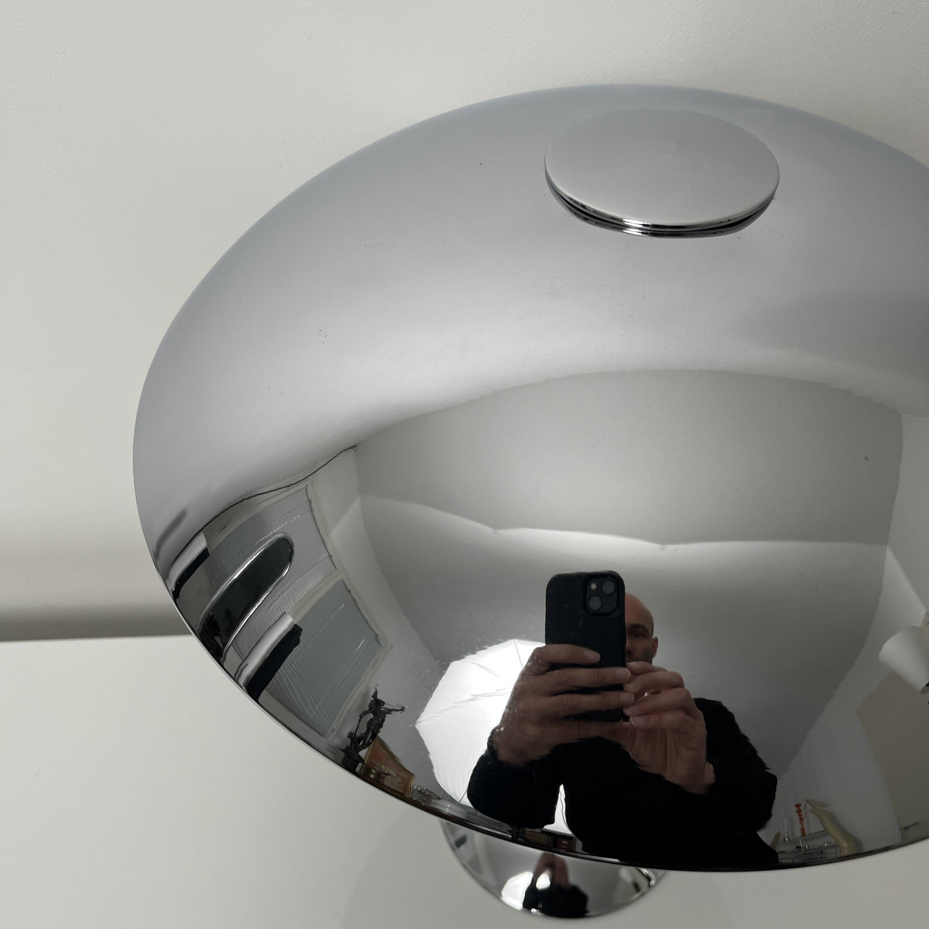 Chrome mushroom lamp in art deco style called liner