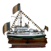 Glass case model of a torpedo boat - Popular art early 20th century