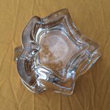 Cendrier en verre en forme de feuille