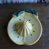 Citrus press lemon in slurry