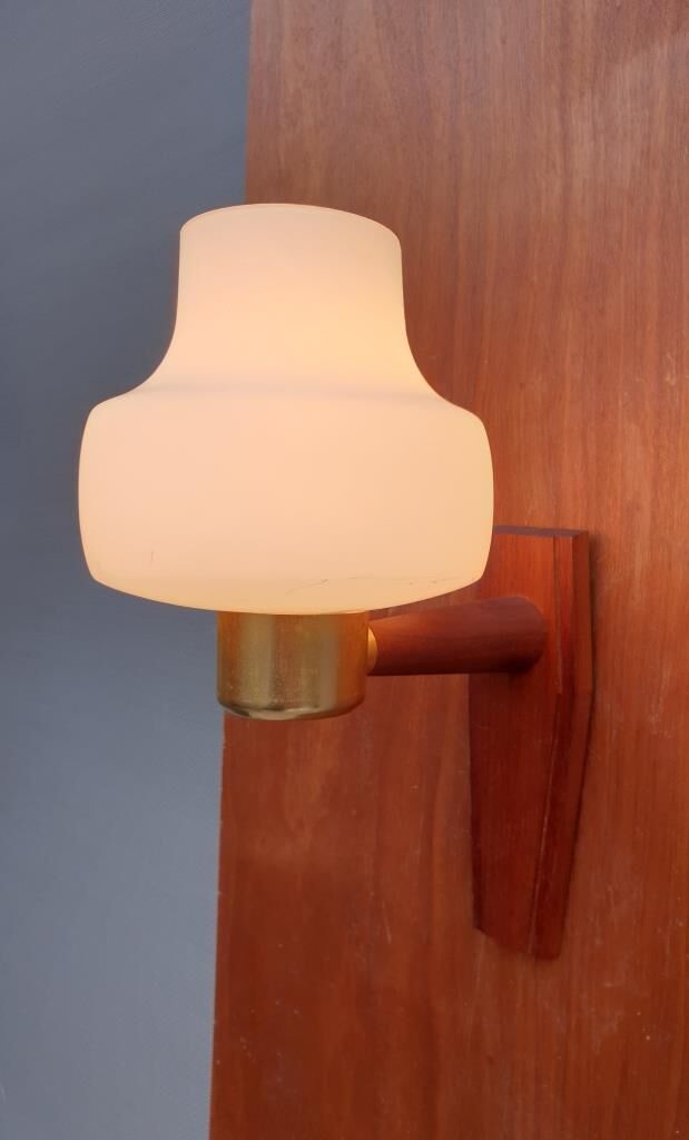 Scandinavian tea towel lamp teak and opaline circa 1960