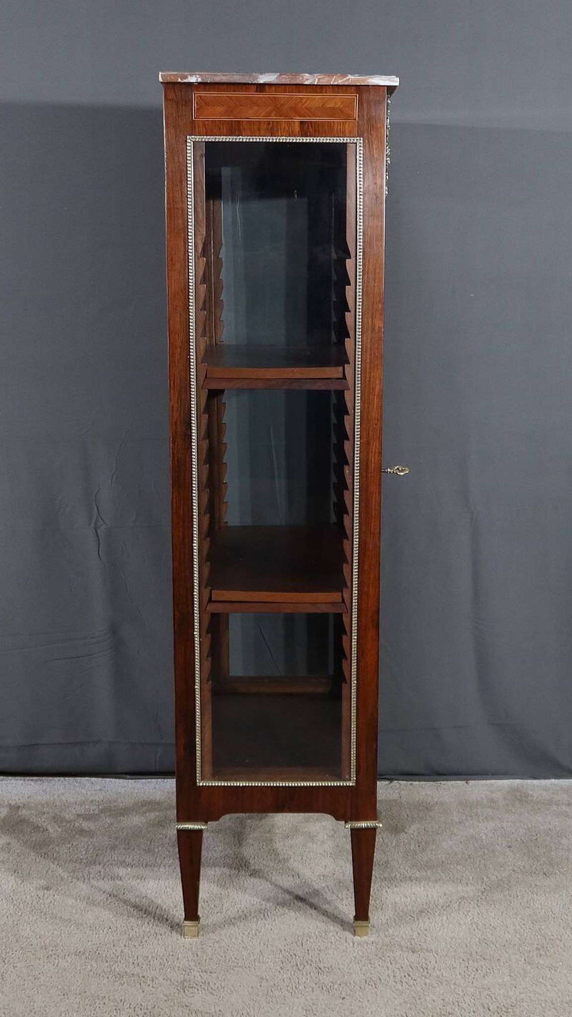 Small Showcase in Marquetry on all sides, Louis XVI style – 1920