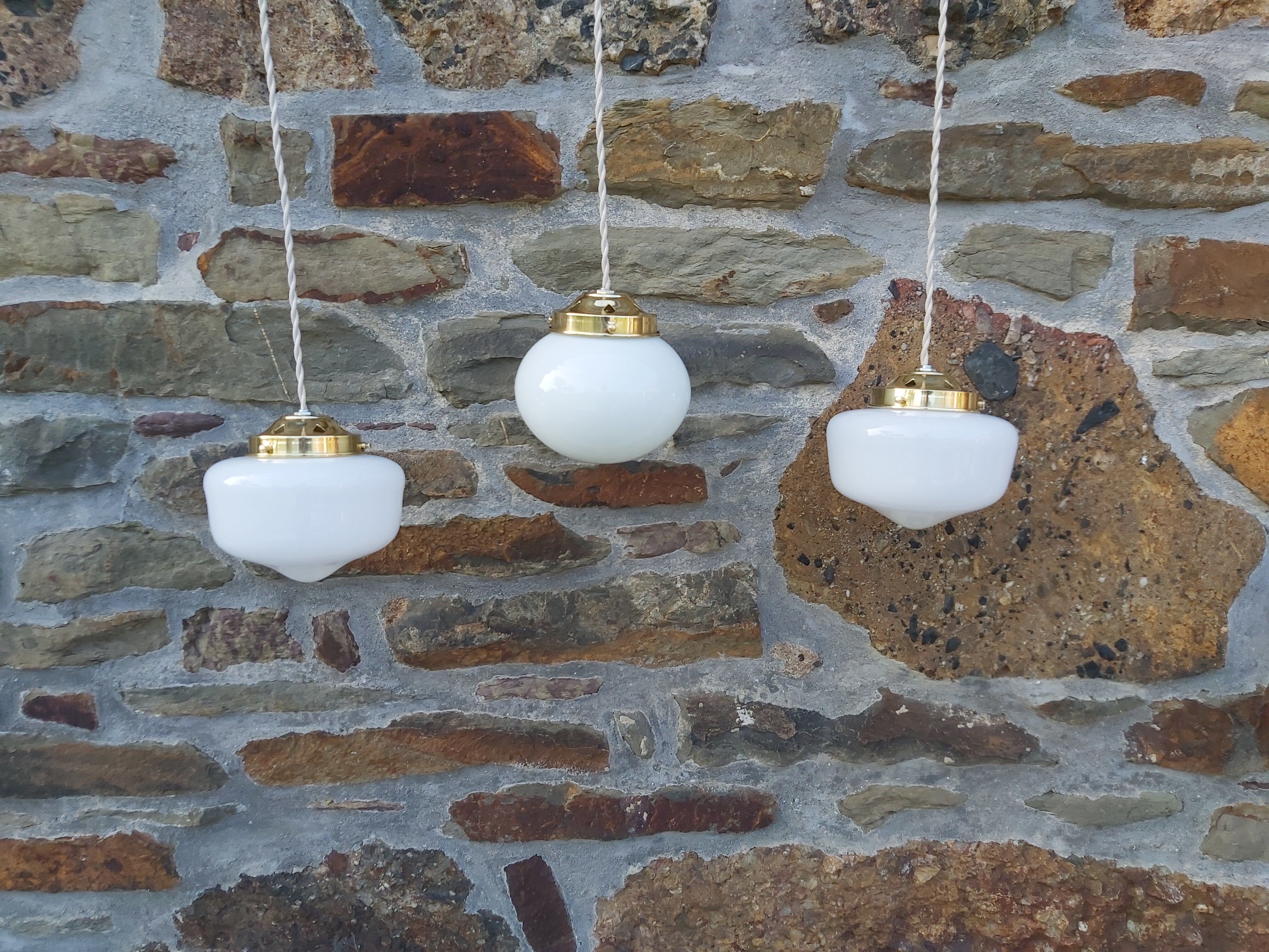 Set of 3 hanging lamps in opaline, Art Deco