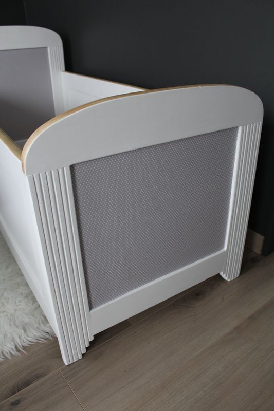 Retro bed of the 1930s