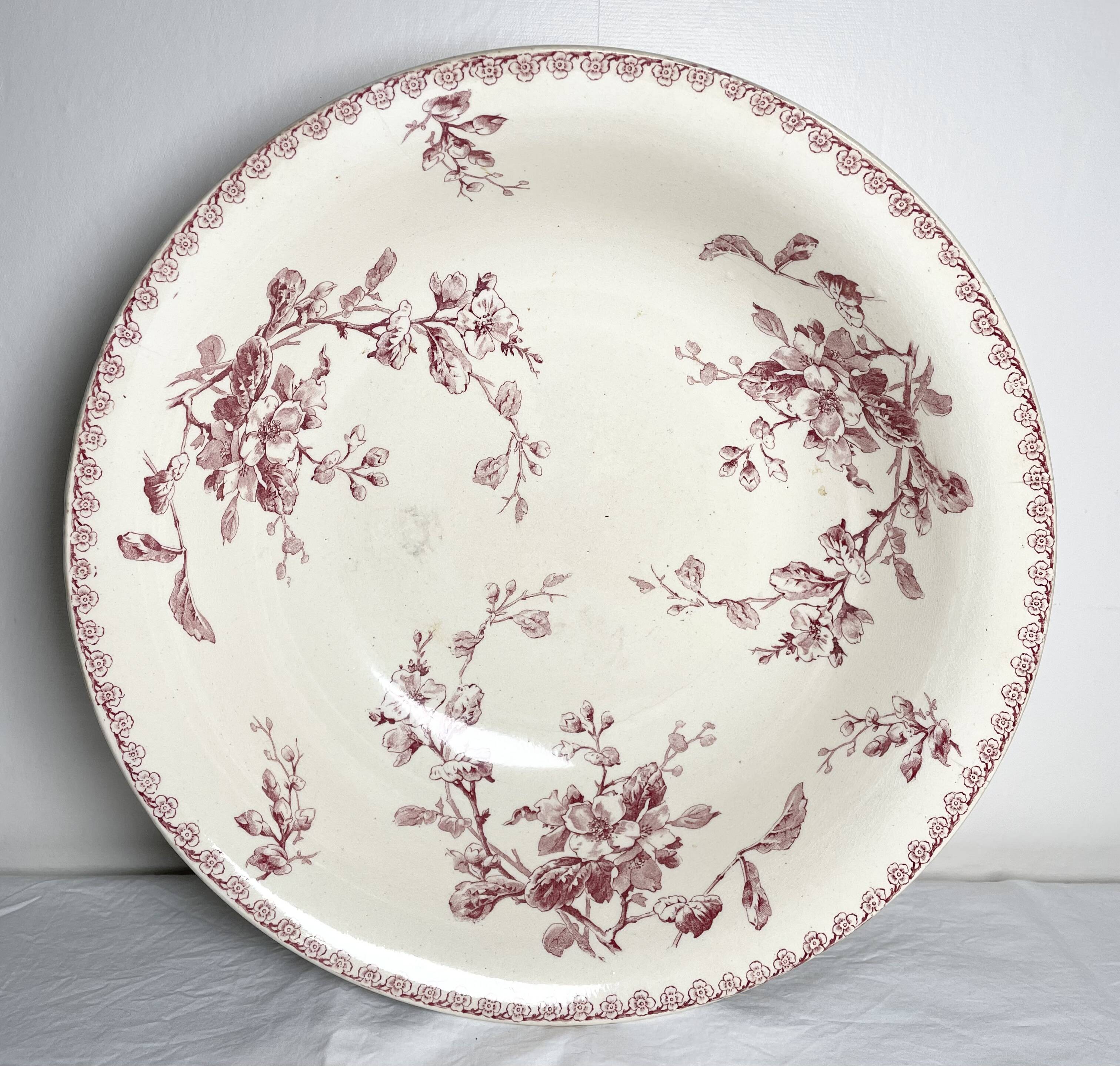 Gien porcelain serving dish, Normandy Flowers model