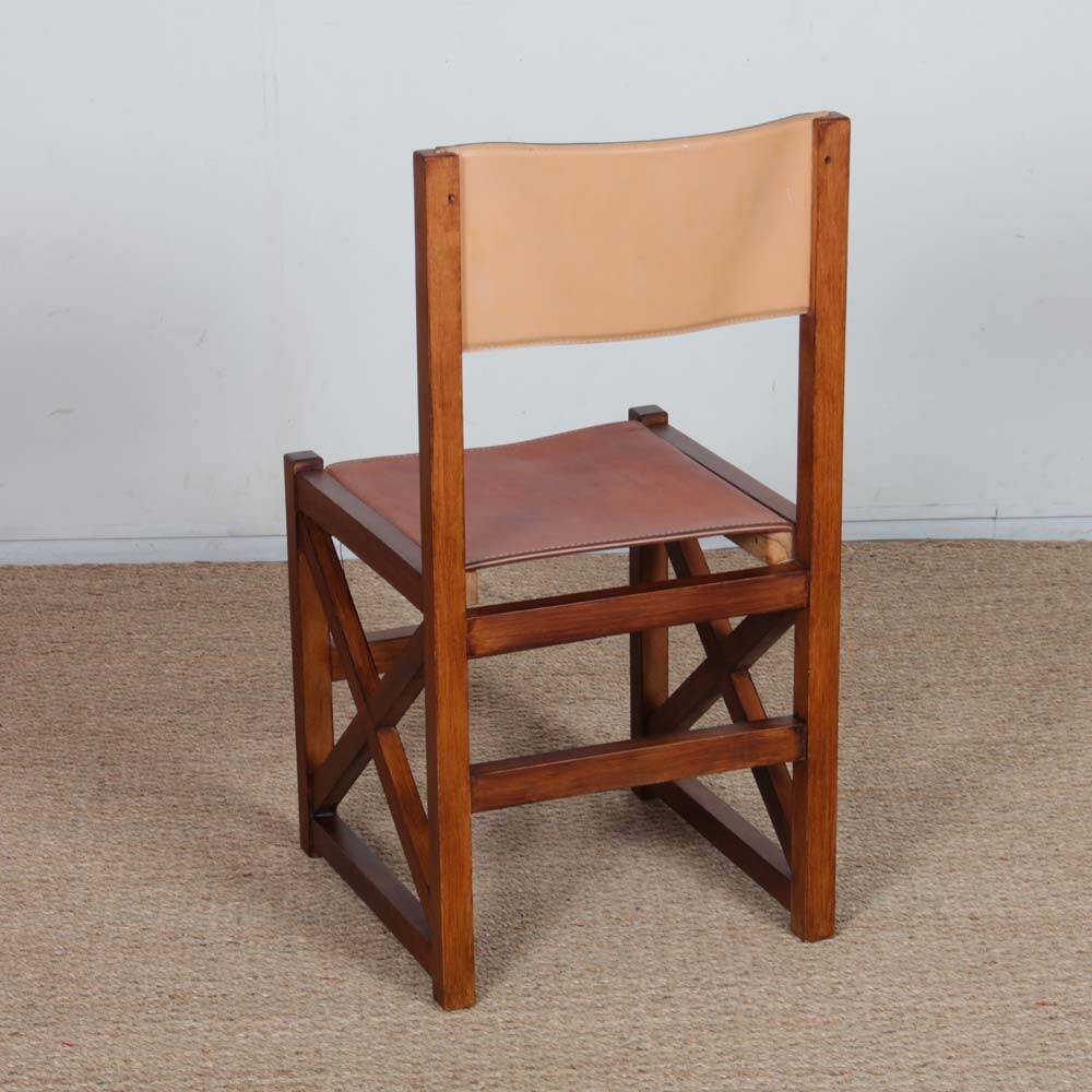 Vintage chair in solid wood and leather, 1980