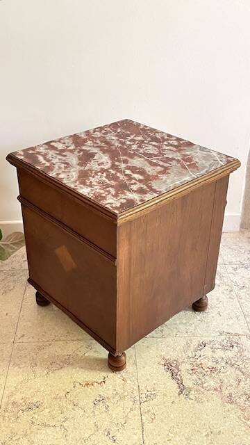 Table de chevet ancienne en bois et marbre