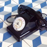 Vintage phone with Bakelite dial