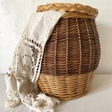 Storage chest, woven wicker basket