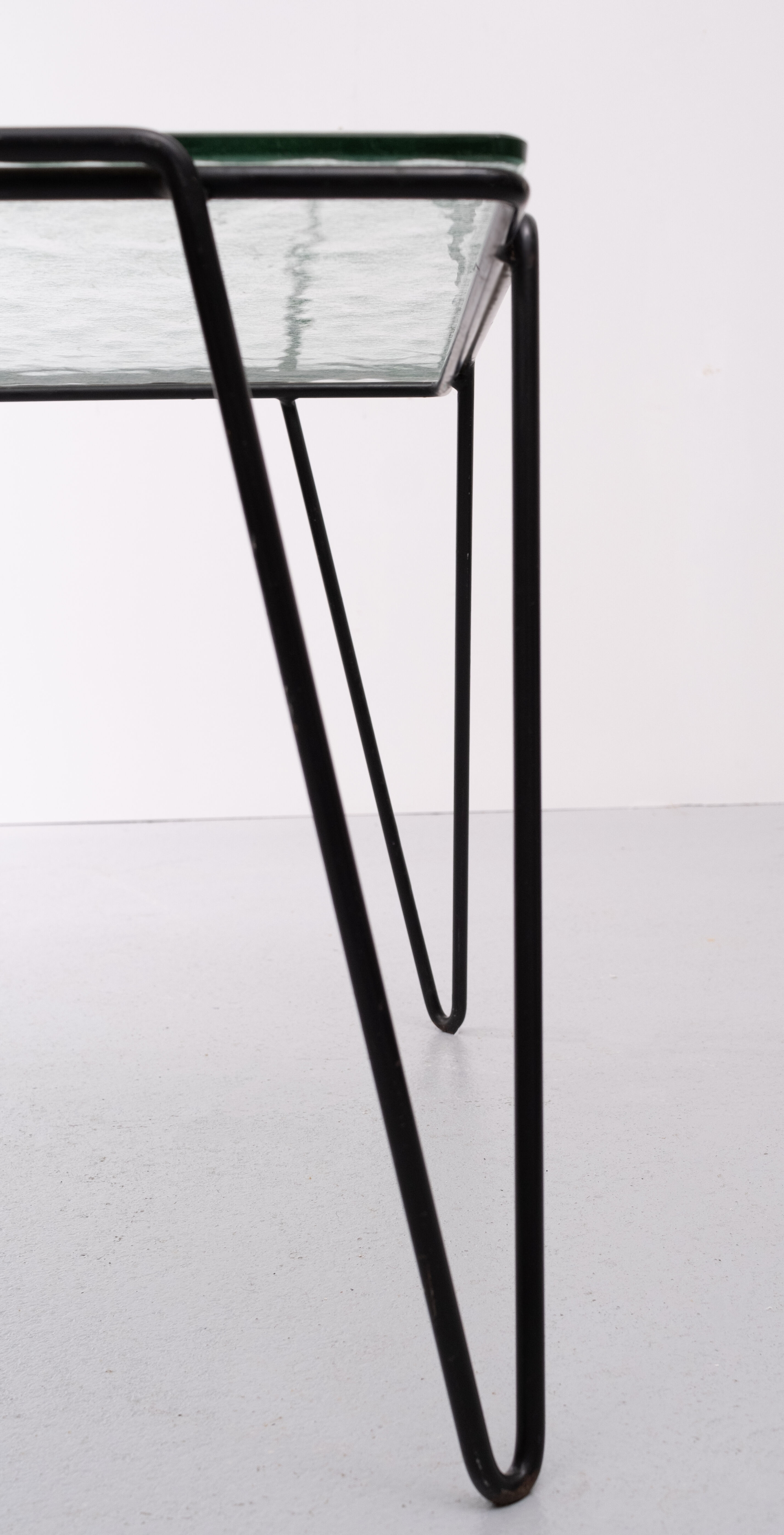Table basse Arnold Bueno de Mesquita 1955