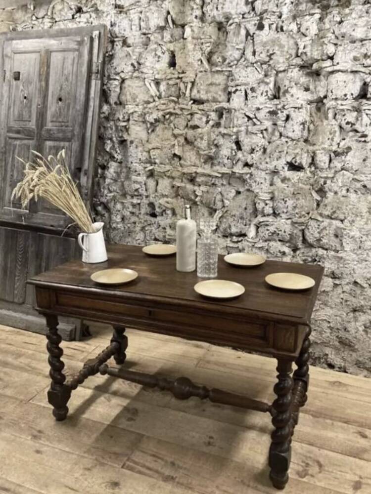 Louis XIII twisted farm table / Turned wooden desk