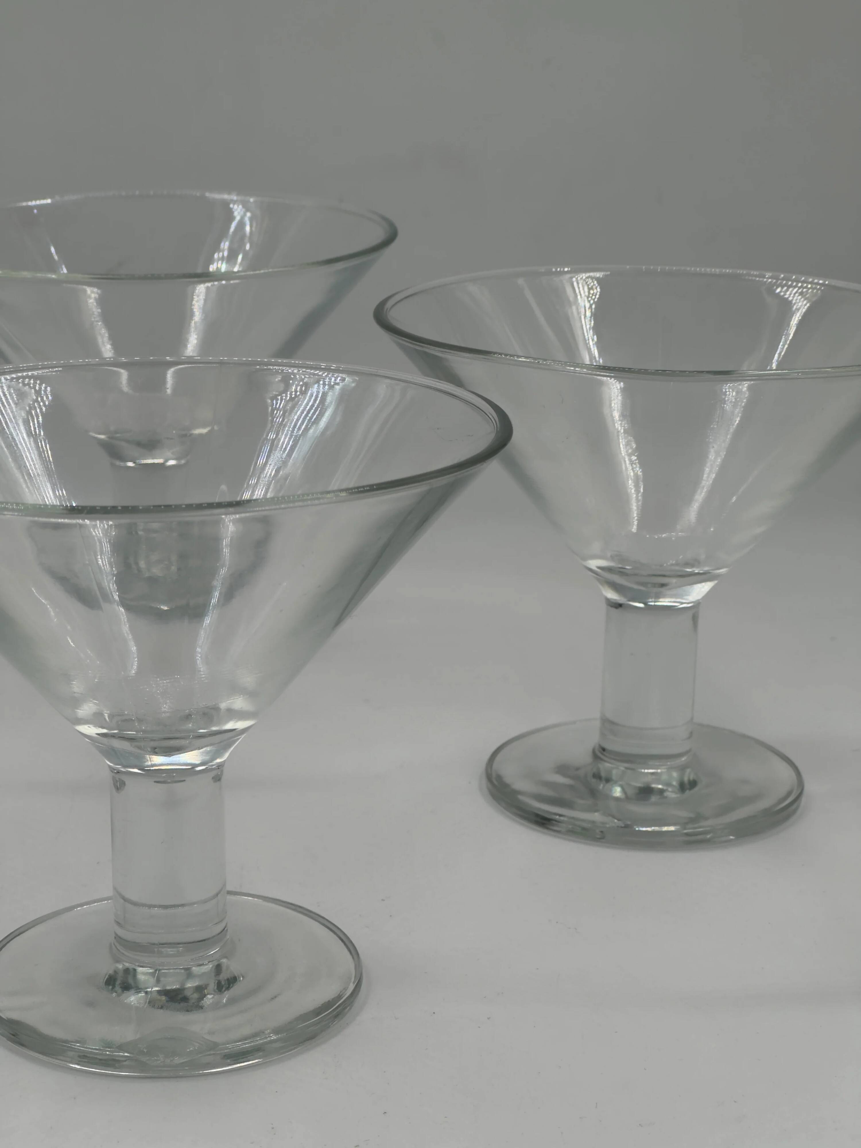 Set of 4 vintage glass coupe/martini glasses