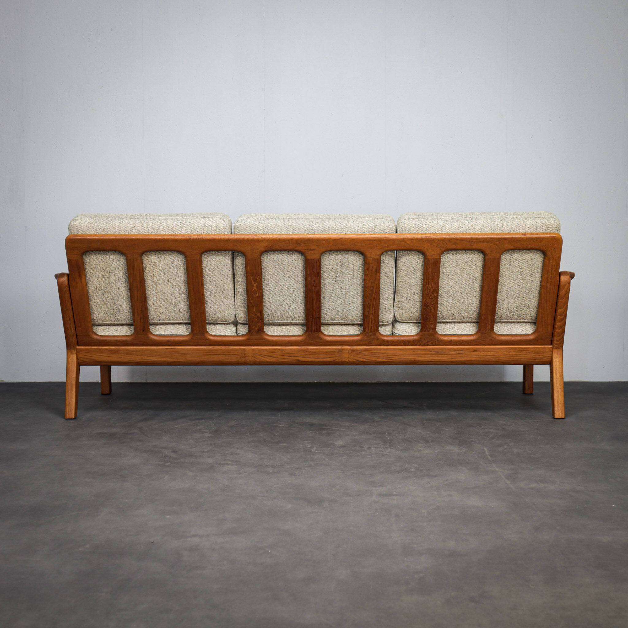Mid-century Danish 3-seater sofa / daybed by Juul Kristensen (1970s)