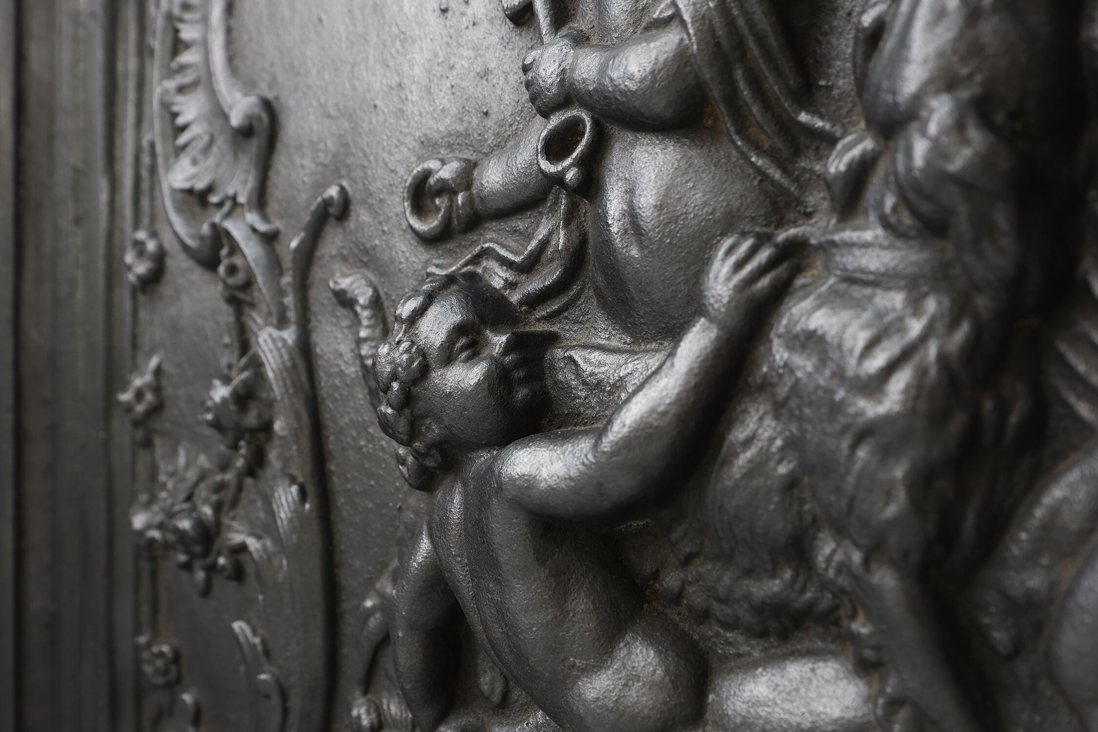 Antique Rococo style Fireback in cast iron, France ca. 1780