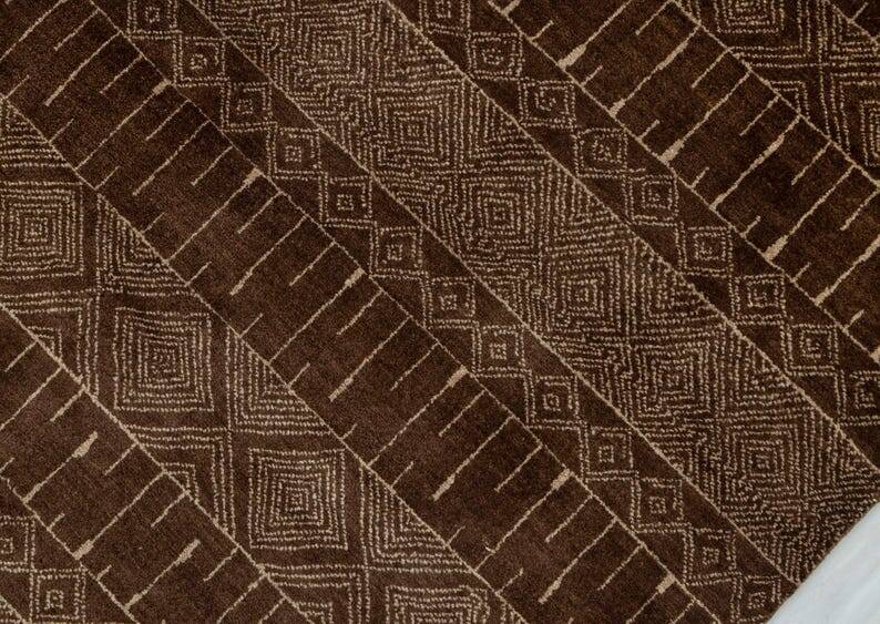 Traditional hand-knotted rug 150/250cm