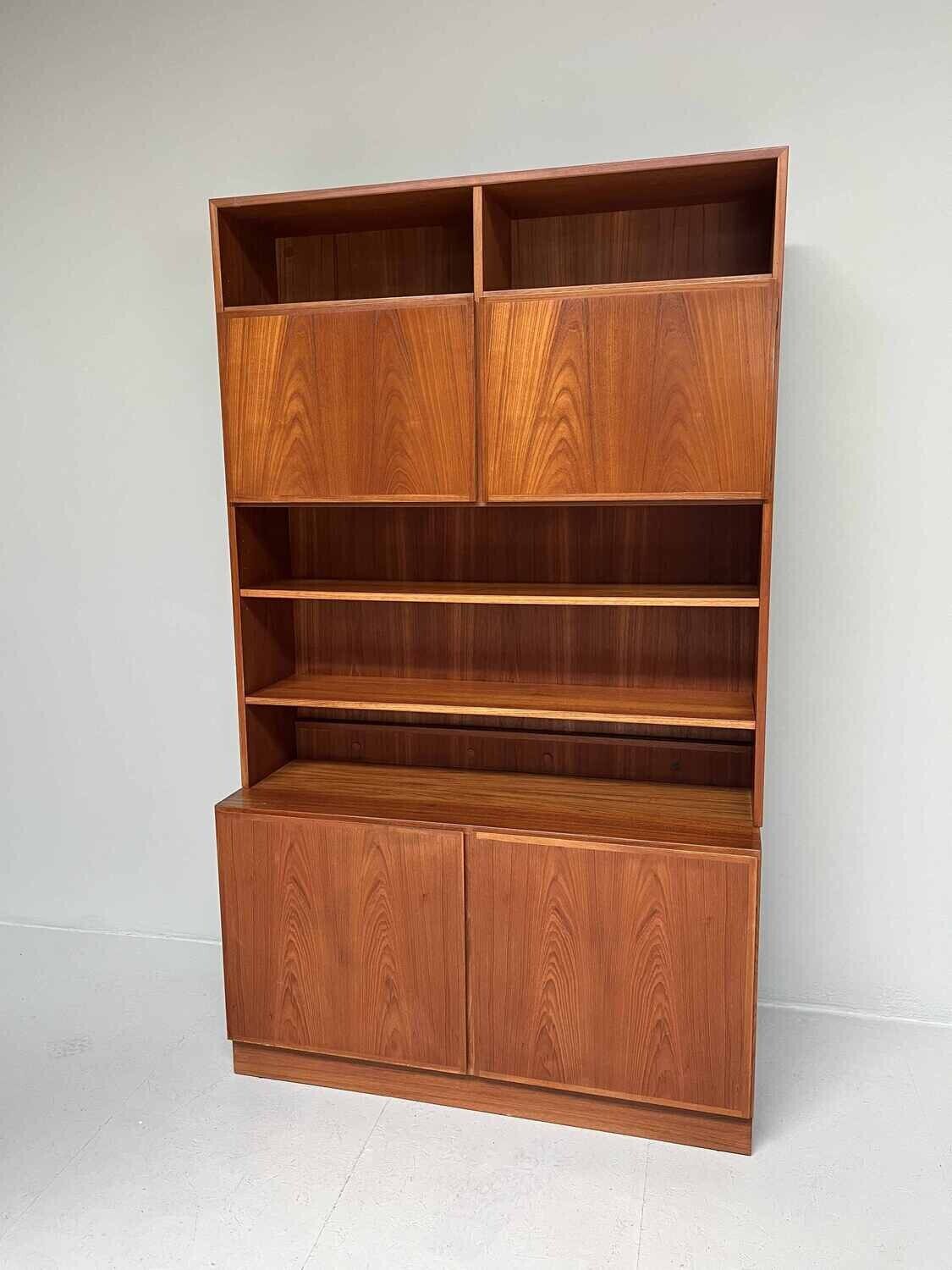 Mid-century wall cabinet Jun Omann Denmark