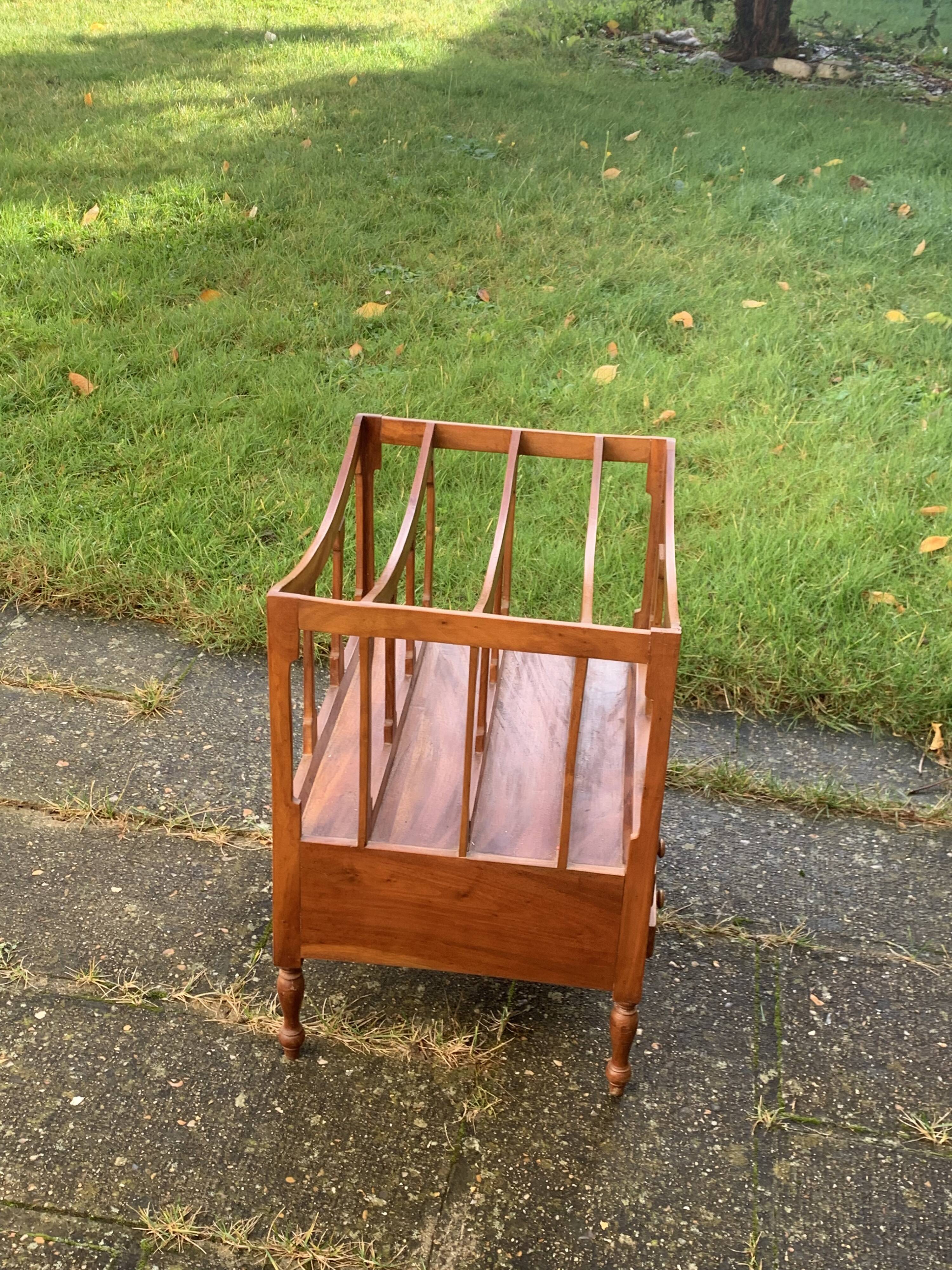 Music cabinet, antique sheet music cabinet, made up of 4 compartments with two wooden drawers,