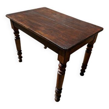 Bistro table in walnut
