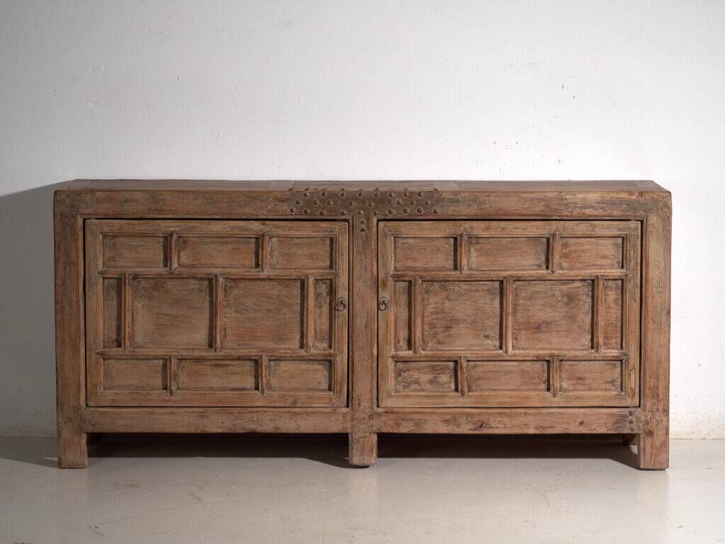 Antique pine panelled buffet – China, circa 1900