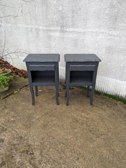 Pair of bedside tables, nightstands
