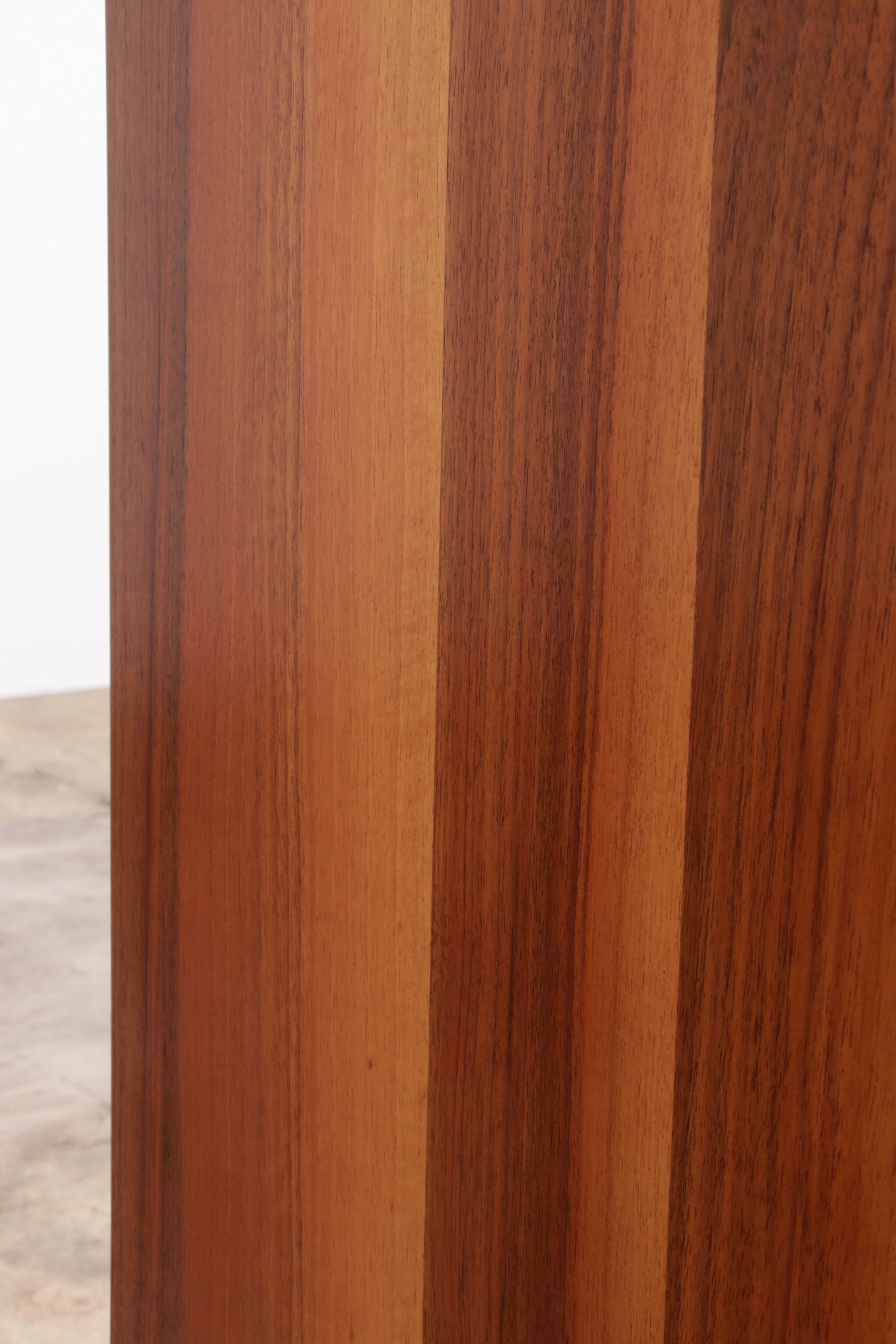 Afra & Tobia Scarpa Walnut secretary chest of drawers for Molteni, 1970 Italy
