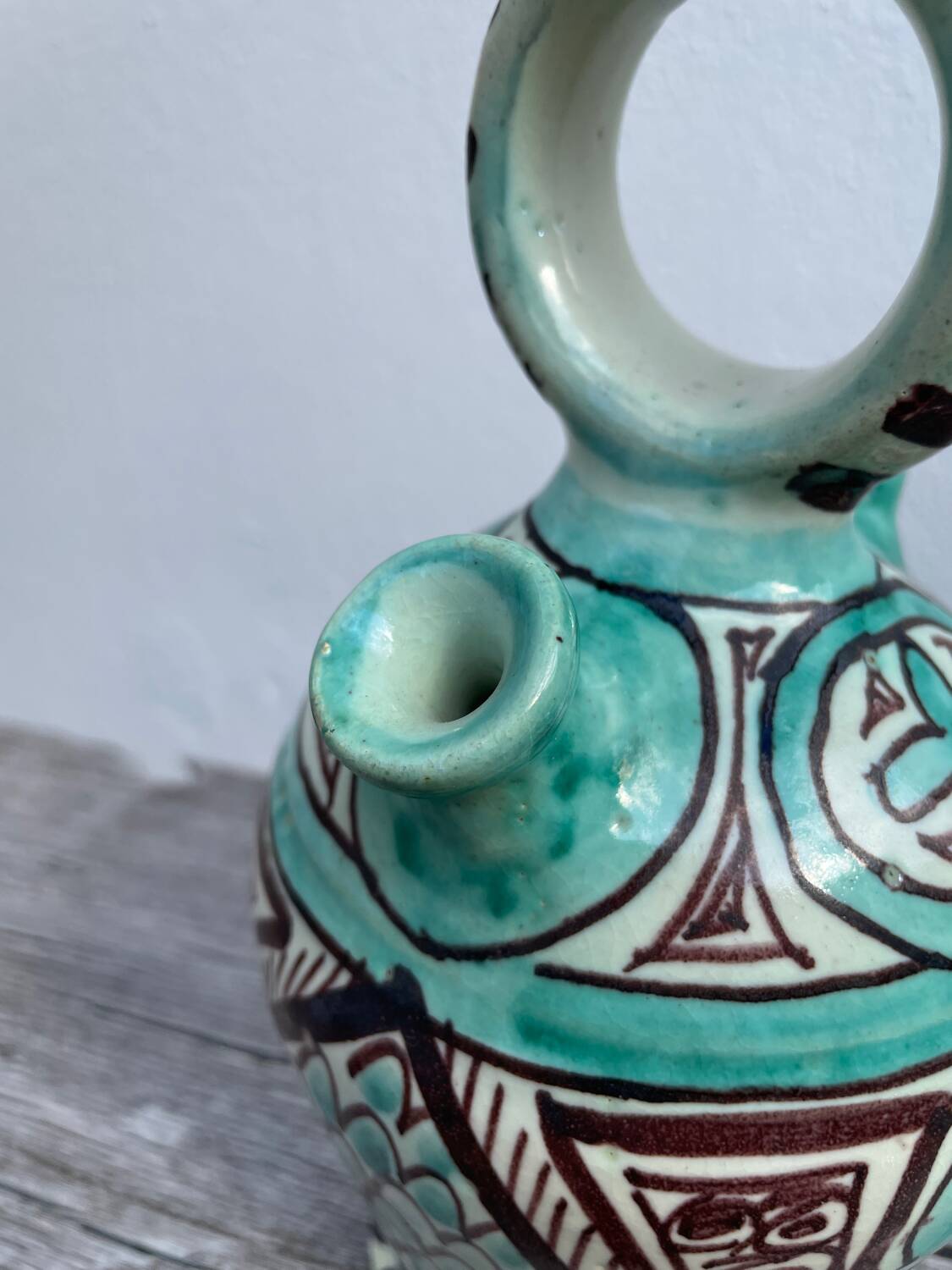 Antique Punter ceramic jar