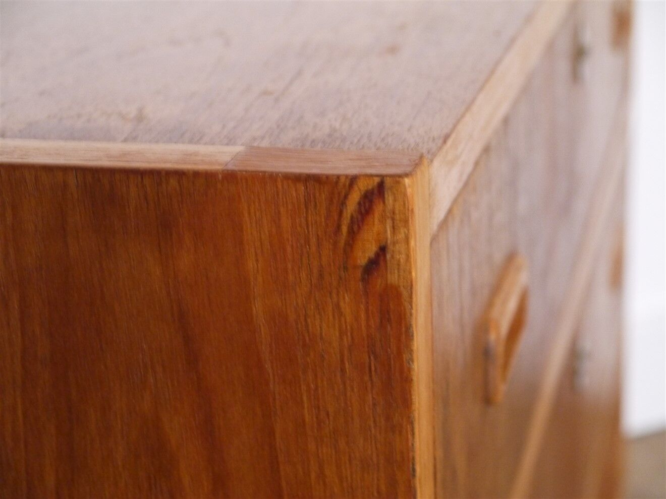 Chest of drawers in teak and oak 1960