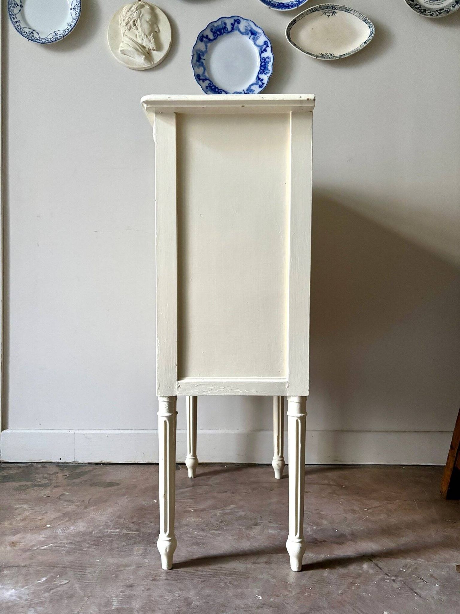 3-drawer chest of drawers in ecru wood and gray marble
