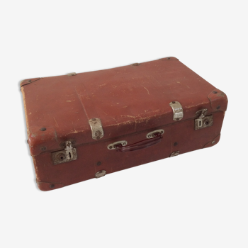 Valise en carton vintage dans son jus