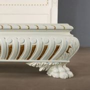 Lit ancien de style néo-Renaissance en peuplier sculpté, XXe siècle
