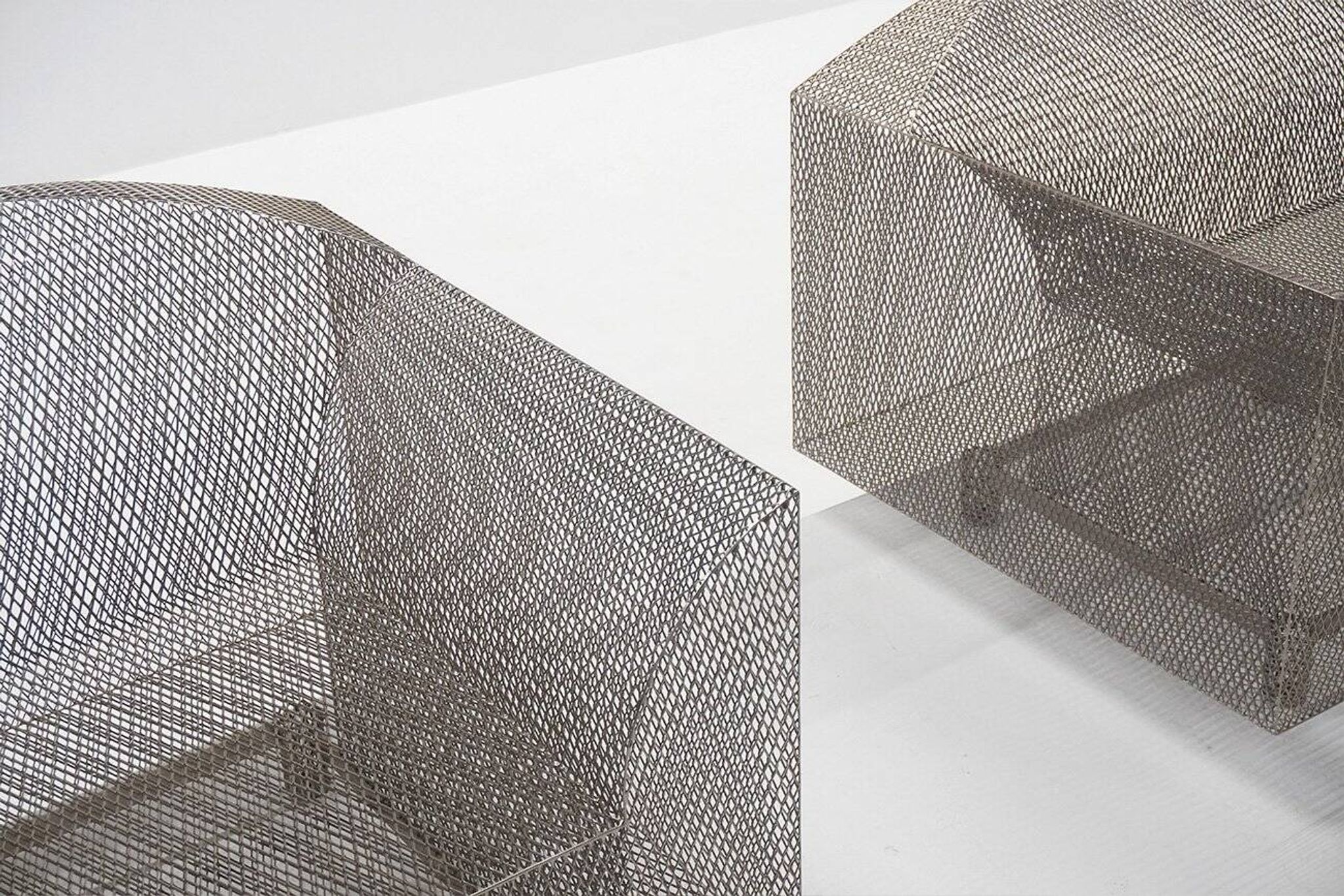 Chaises How High the Moon de Shiro Kuramata pour Vitra, Set de 2