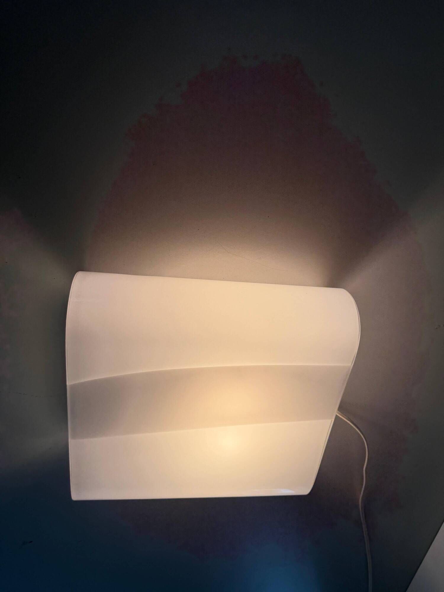 Simple wall lamp in heavy Murano glass from the mid-century, 1960, Italy.