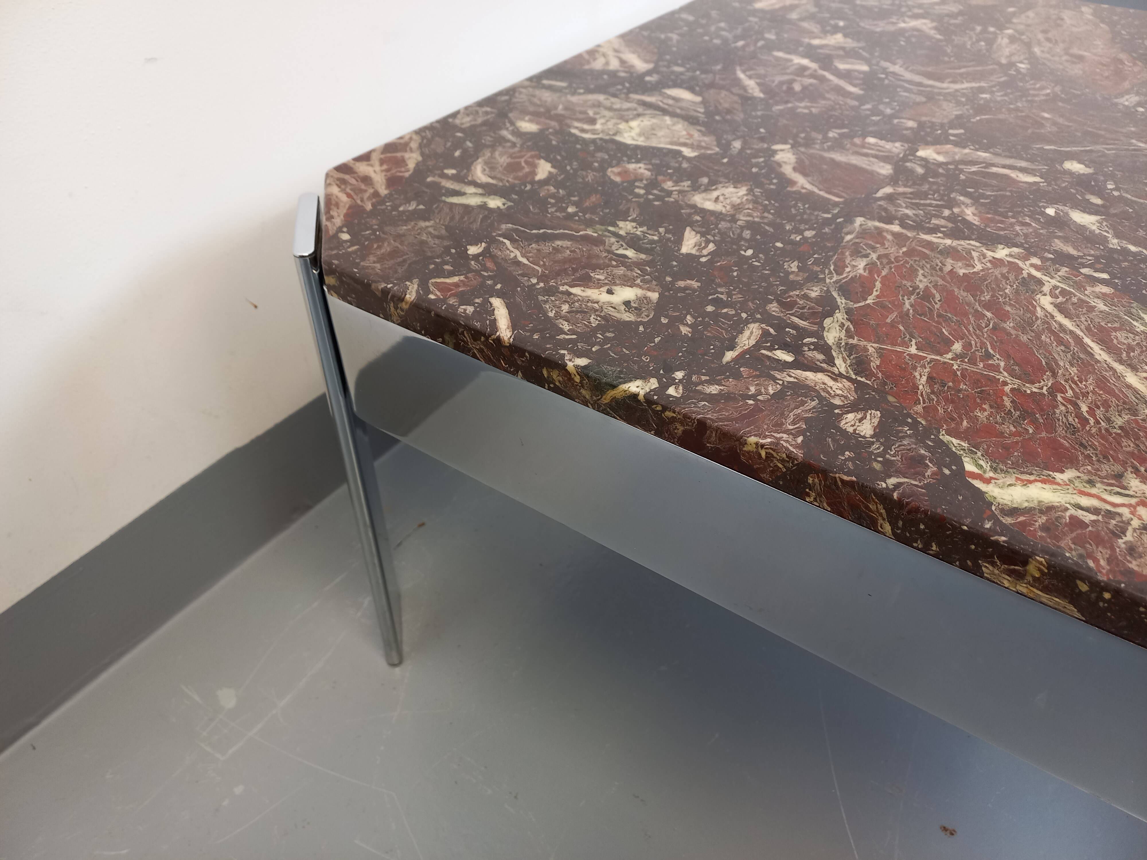 Vintage square coffee table in marble and chrome metal from the 70s