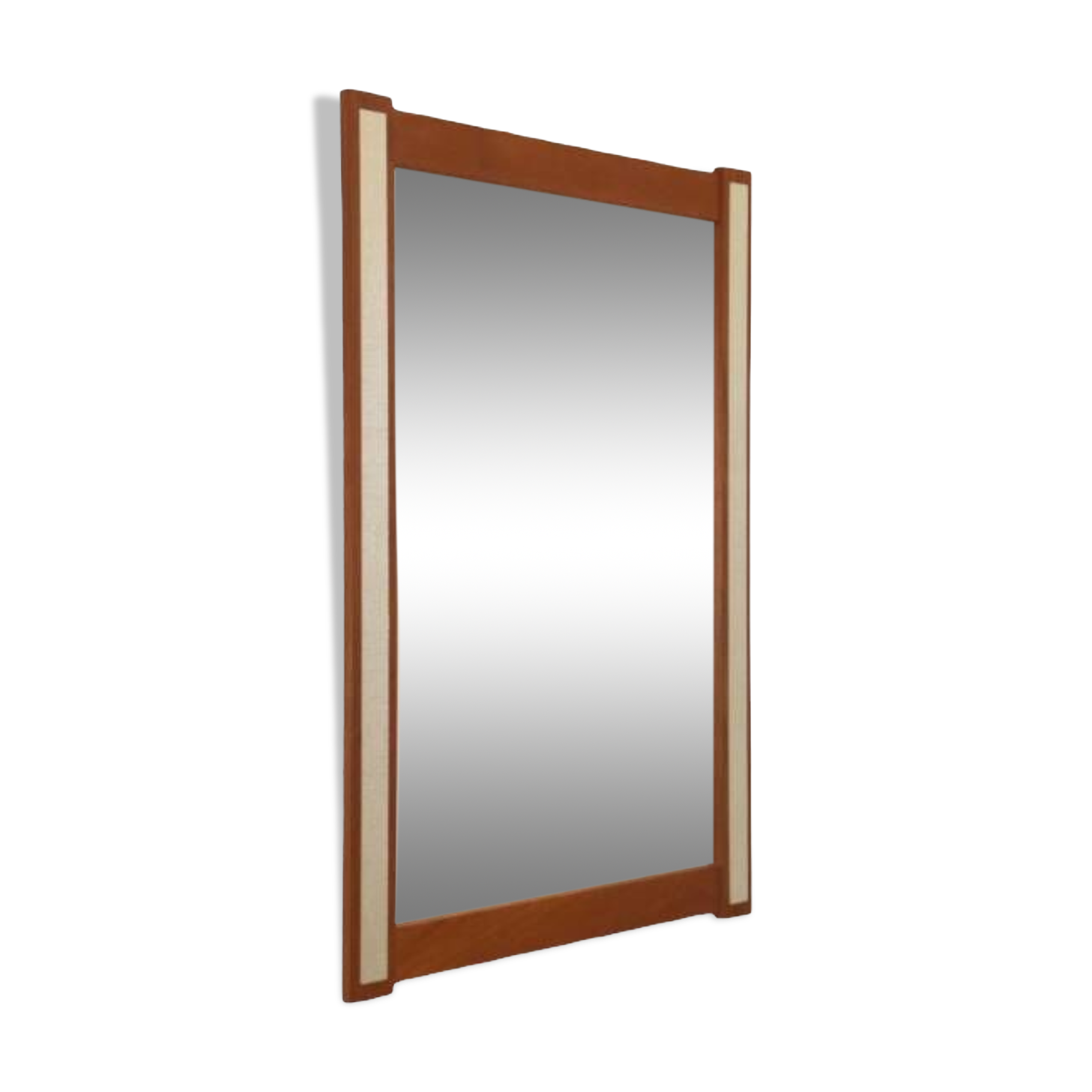 Teak spiegel met zilverkleurige accenten