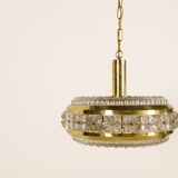 Vitrika 'Prizmpendel' brass and pressed glass pendant lamp