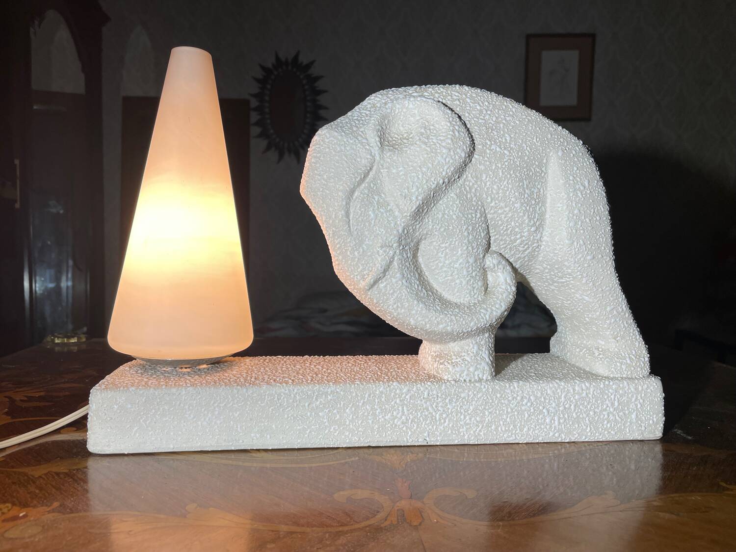 Art Deco Cubist Lamp – Primavera Workshop, Printemps. Vintage design with elephant