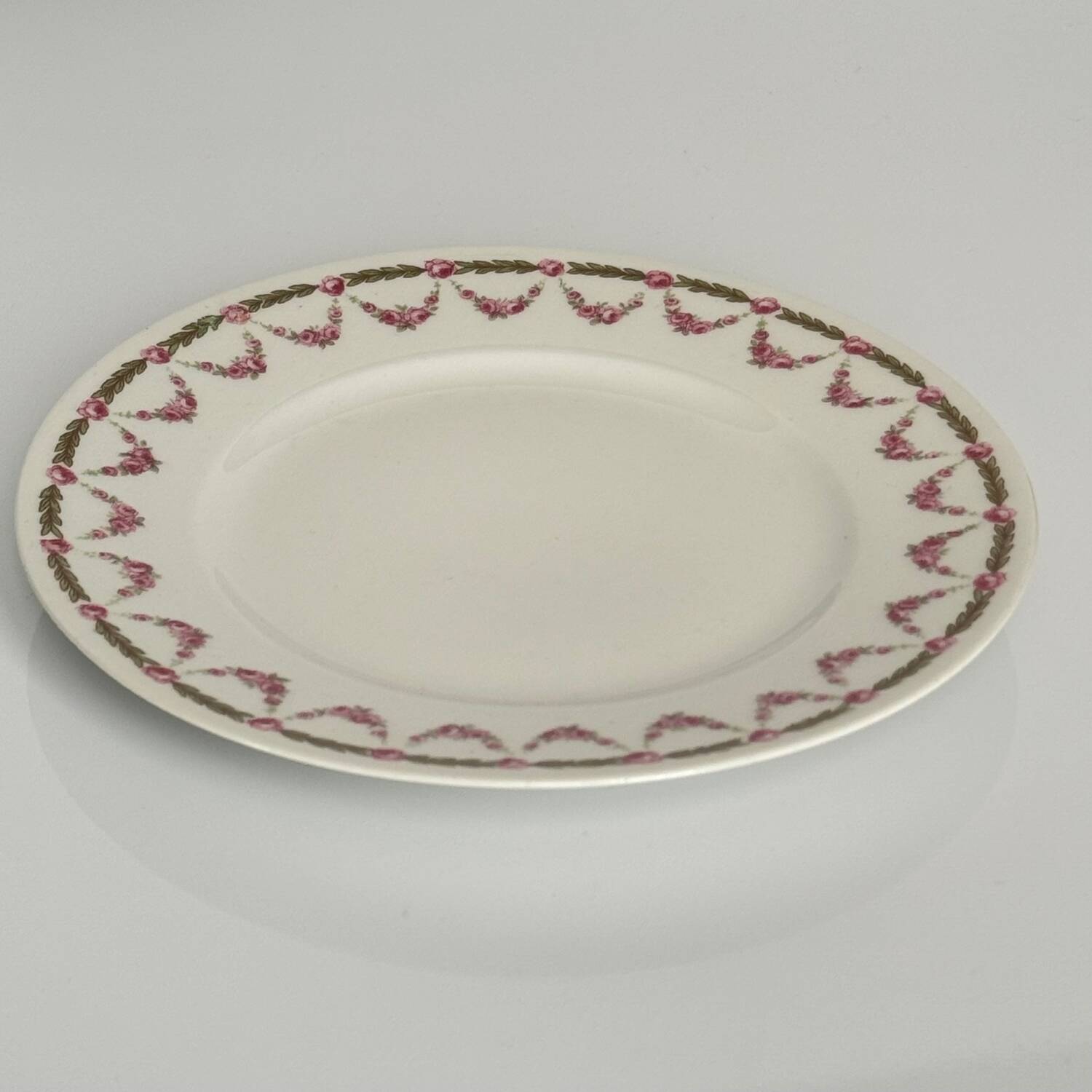 Set of 6 dessert plates | Bernardaud | Garland of roses