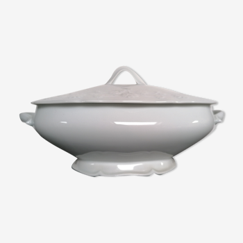 White porcelain soup bowl