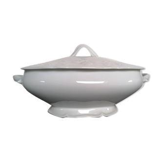 Soupière en porcelaine blanche