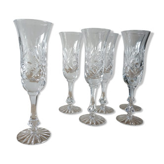 Champagne glasses in chiseled crystal from Lorraine