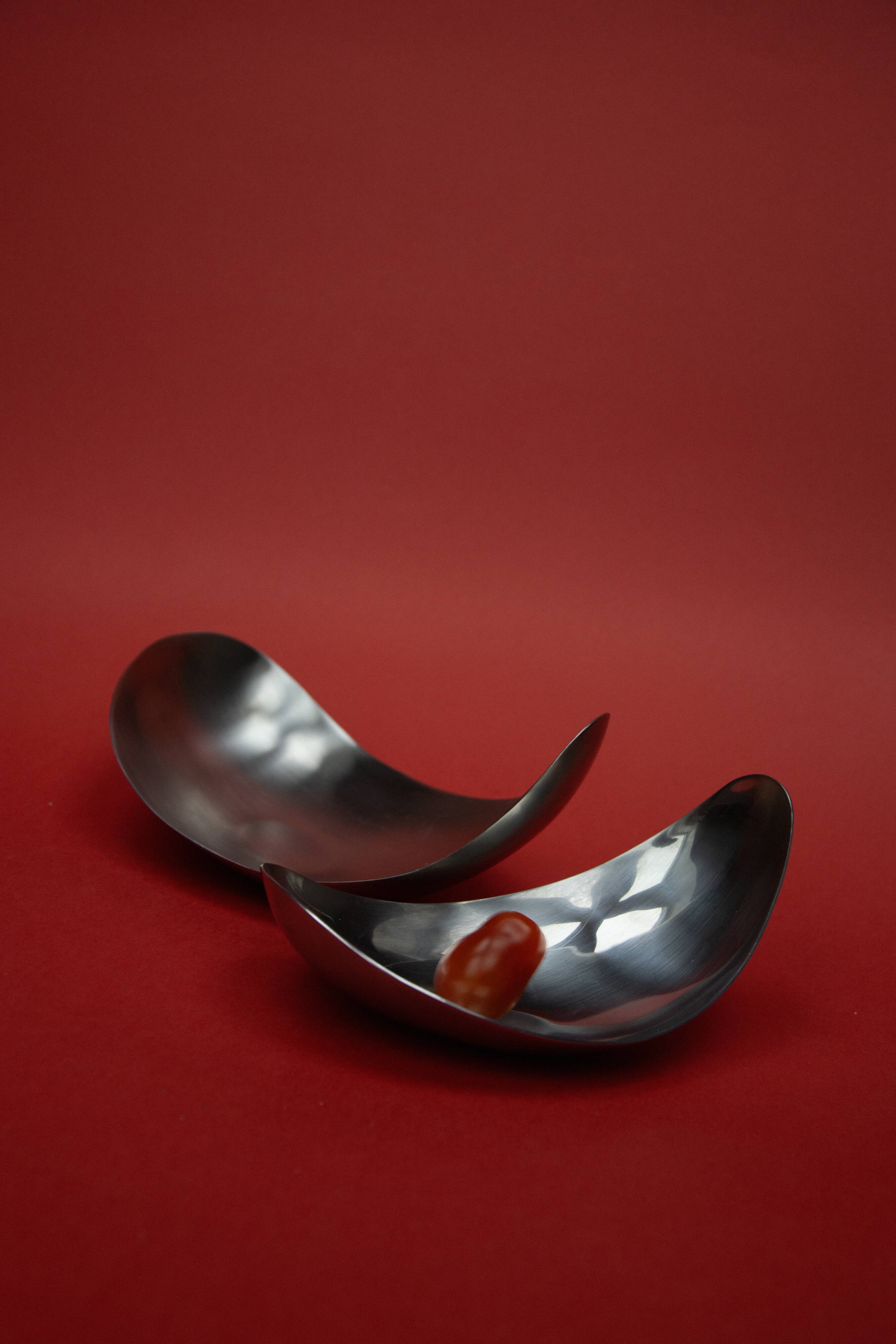 Set of 2 "Leaf" bowls by Helle Damkjær for Georg Jensen