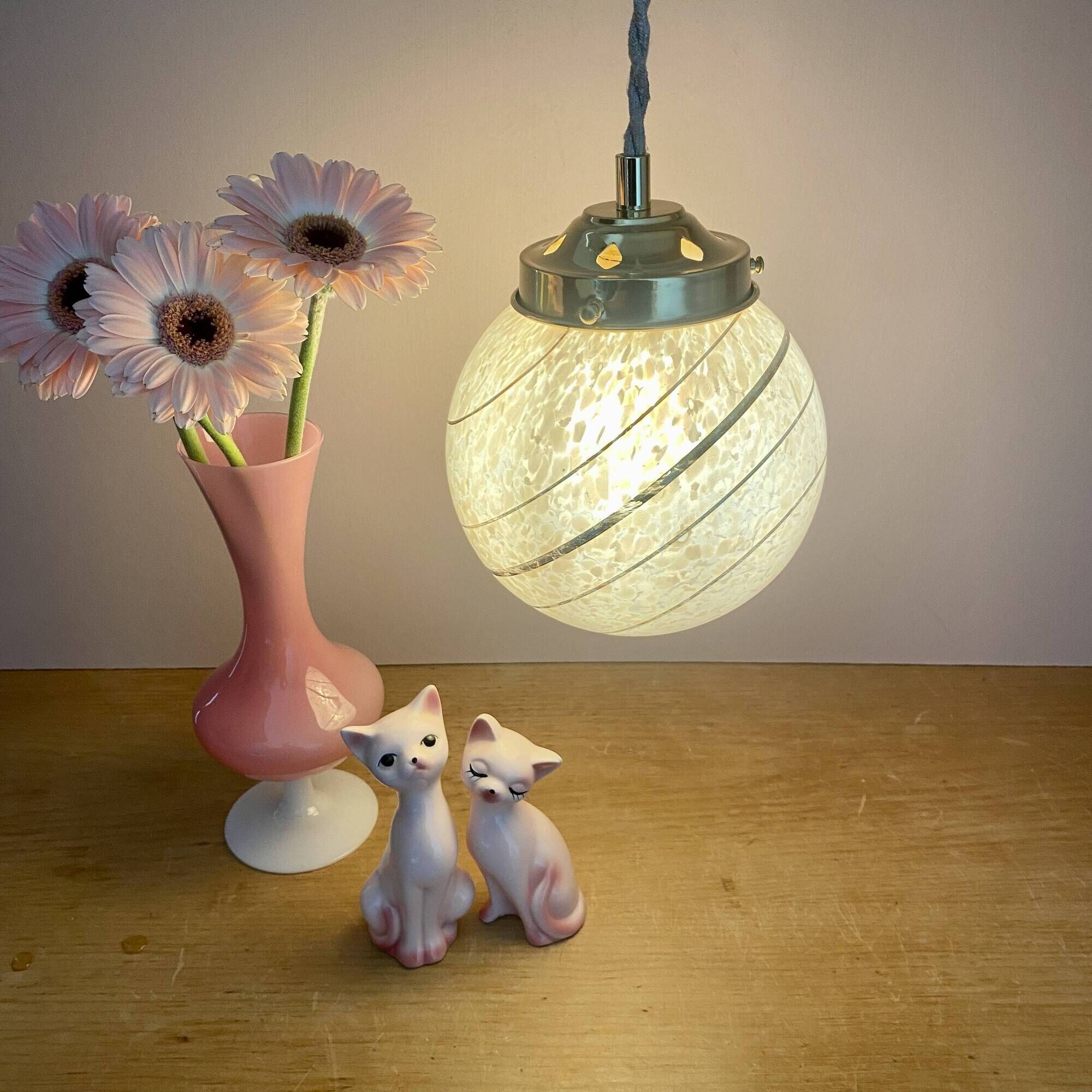 Vintage art deco globe pendant light in pink and gold Clichy glass