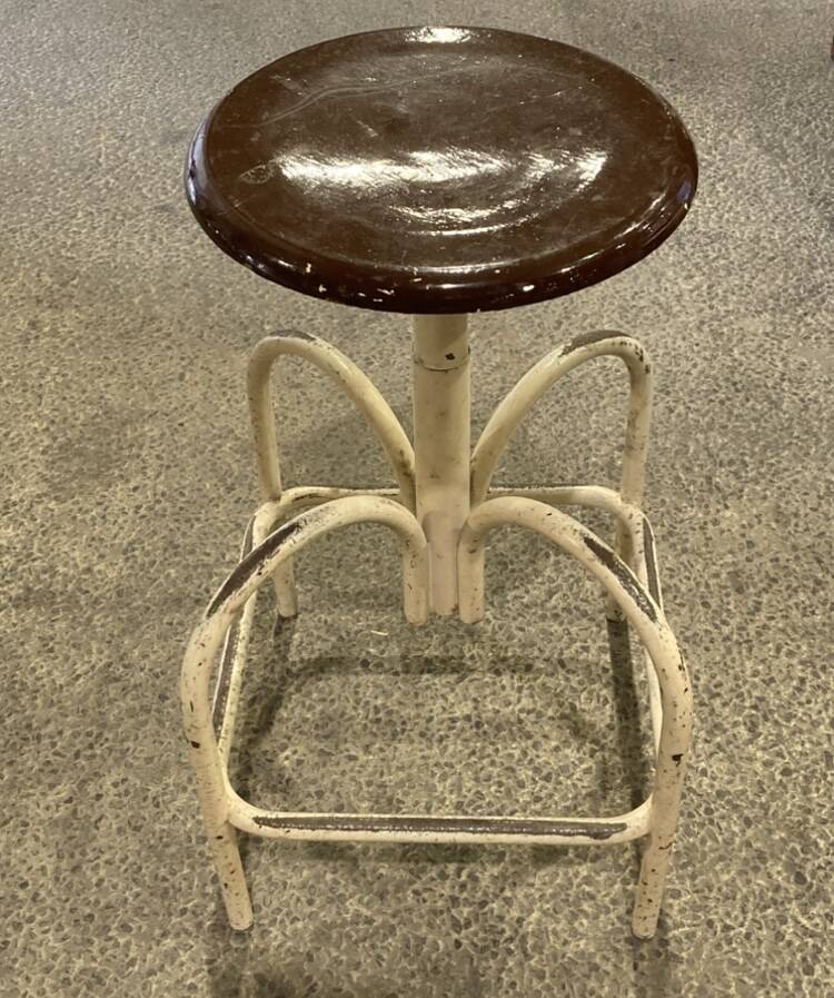 Trade stool